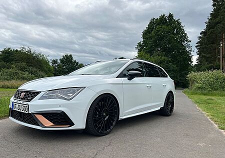 Seat Leon Cupra 300 ST 4 Drive mit Airride