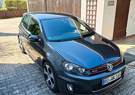 VW Golf Volkswagen 2.0 TSI GTI GTI
