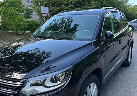 VW Tiguan Volkswagen 2.0 TDI DSG 4MOTION LIFE LIFE