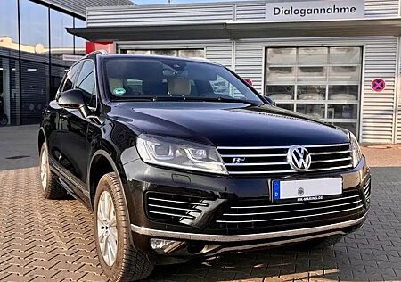 VW Touareg Volkswagen 3.0 V6 TDI SCR Exclusive Terrain Tec...