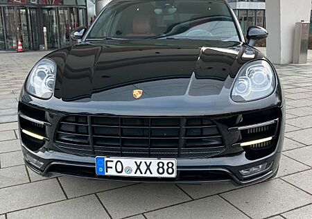 Porsche Macan Turbo, 400 PS, Vollausstattung