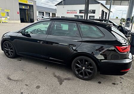 Seat Leon 1.5 TSI ACT 110kW FR Black Matt DSG Spo...