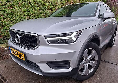 Volvo XC 40 XC40 2.0 D3 Momentum