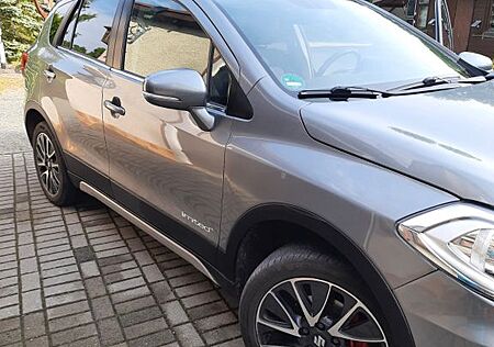 Suzuki SX4 S-Cross (SX4) S-Cross 1.6 Limited+ 4WD Limited+