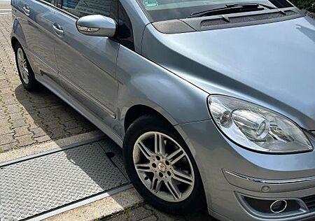 Mercedes-Benz B 200 CDI -