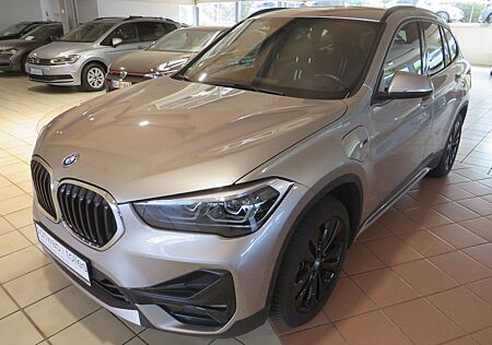 BMW X1 xDrive 25 e Sport Line (8 8 kWh)