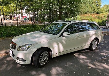 Mercedes-Benz C 200 T BlueEFFICIENCY ELEGANCE ELEGANCE