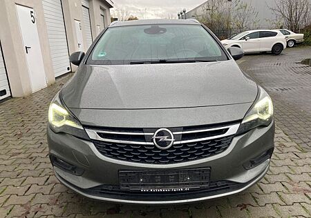Opel Astra 1.6L Diesel Automatik Kombi Tüv 01/2026