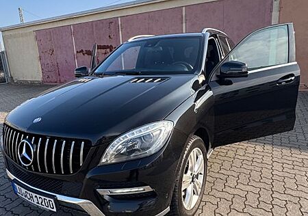 Mercedes-Benz ML 350 BlueTEC 4MATIC -