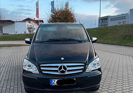 Mercedes-Benz Viano 2.2 CDI 4MATIC AMBIENTE EDITION lang A...