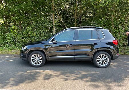 VW Tiguan Volkswagen 1.4 TSI 90 BlueMot T LOUNGE Sport & S...