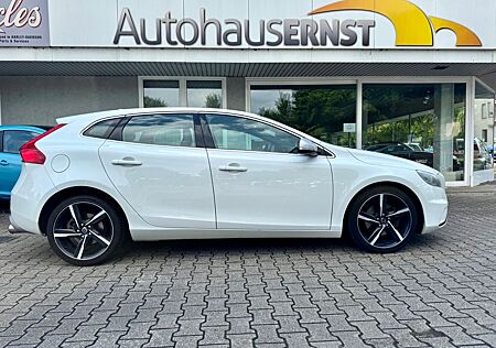 Volvo V40 R-Design *18"+Navi+Alcantara+BiXenon*