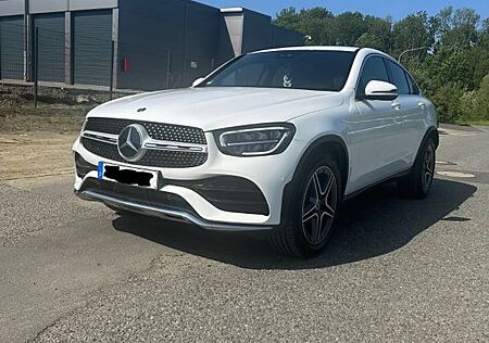 Mercedes-Benz GLC-Klasse GLC 200 4MATIC Coupé AMG Line