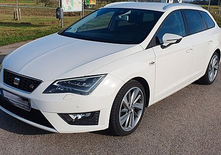 Seat Leon ST 1.8 TSI FR aus 1. Hand NAVI LED PDC