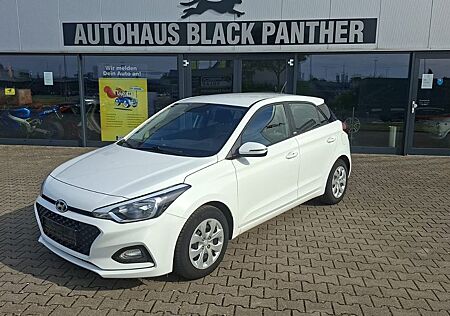 Hyundai i20 Select 1Hand Klima