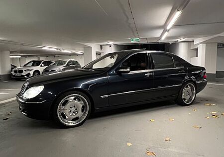 Mercedes-Benz S 600 L -