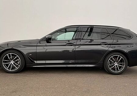 BMW 520d xDrive Touring A -