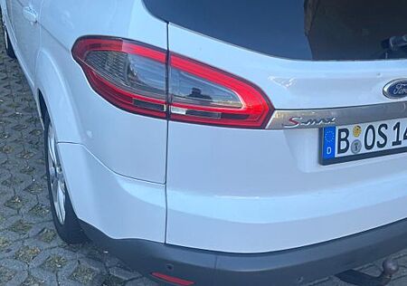 Ford S-Max 2,2 TDCi 147kW DPF Titanium Autom. Tit...