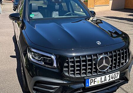 Mercedes-Benz GLB 35 AMG Mercedes-AMG GLB 35 4MATIC DCT Me...