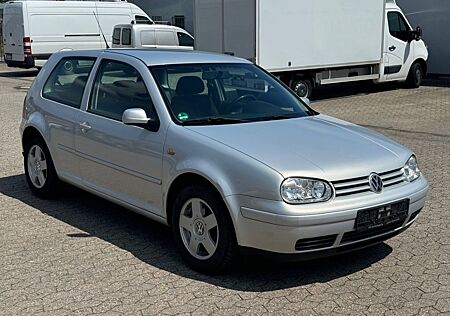 VW Golf Volkswagen 1.6 74kW - 2.Hand Klima Allwetter TÜV06/26