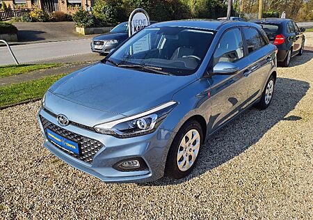 Hyundai i20 1.2 Comfort Plus - GAS,SHZG,R.KAMERA,APP