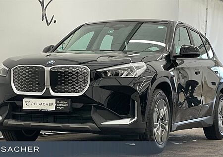 BMW iX1 A XDRIVE30 AHK PDC RFK DAB SHZ 17" LM
