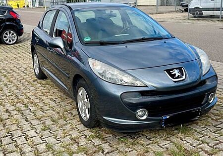 Peugeot 207 Filou 95 VTi Filou