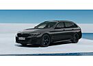 BMW 530d xDrive Touring/19"/Pano/AHK/ACC/Park.Assist