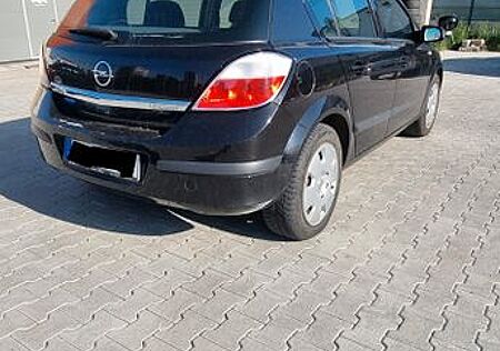 Opel Astra 1.6 Twinport 77kW -