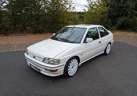 Ford Escort RS 2000