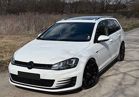 VW Golf Volkswagen VII 2.0 GTD DSG Variant