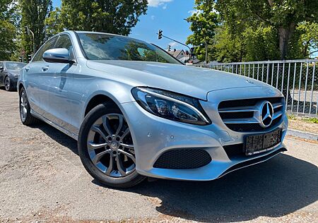 Mercedes-Benz C 180 CGI *Avantgarde/LED/Navi/PTS/Ambiente/7G*