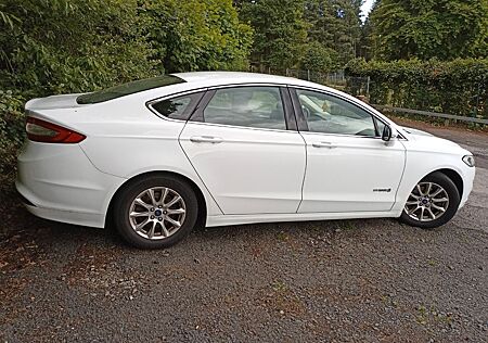 Ford Mondeo 2,0 Hybrid PowerShift Hybrid