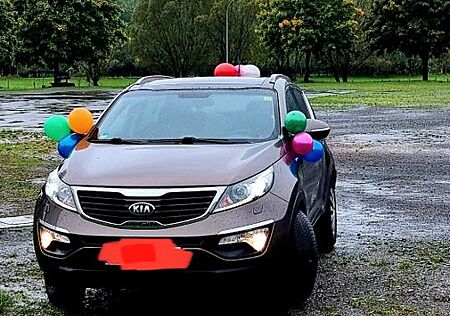 Kia Sportage 2.0 CRDi AWD FIFA World Cup Ed Auto...