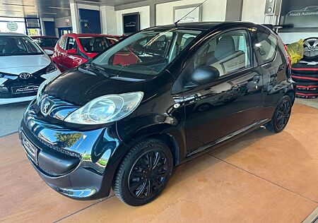 Peugeot 107 Petit Filou /80TKM/Radio/TÜV-NEU