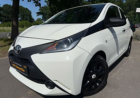 Toyota Aygo (X) Aygo /SCHECKHEFT/TOP ZUSTAND/