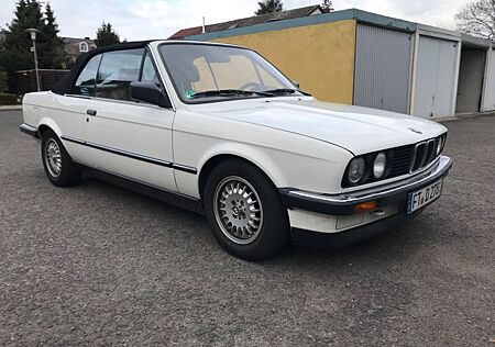 BMW 320i Cabrio E30 6 Zylinder