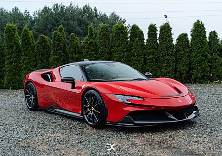 Ferrari SF90 SF90Stradale Rosso Corsa*Novitec*Carbon*AFS*Lift