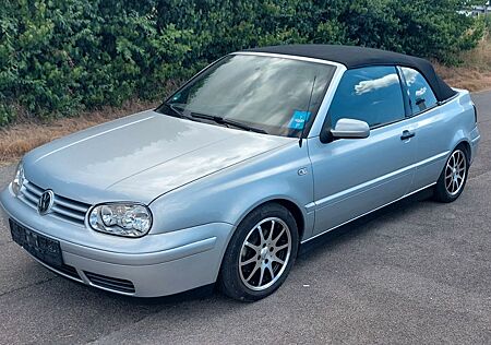 VW Golf Volkswagen 2.0 Highline Cabriolet Highline