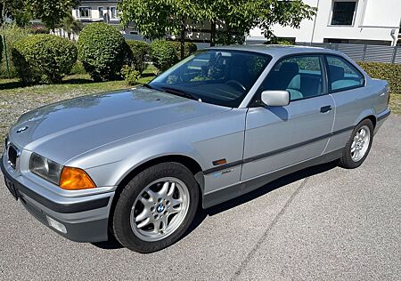 BMW 316i Coupé außergewöhnlicher guter Originalzust.