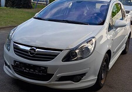 Opel Corsa D 1.2 OPC Line Benzin / LPG Neu TÜV Weiß