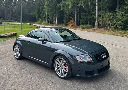 Audi TT Coupe 3.2 quattro - VR 6 DSG