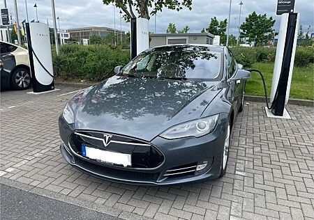 Tesla Model S 85 FREE SUC (gratis Laden bei )