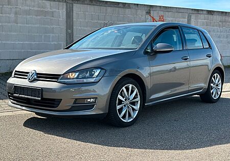 VW Golf Volkswagen VII Lim. Highline *Aut.*ACC*Bi-Xenon*
