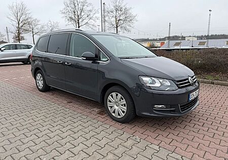 VW Sharan Volkswagen 2.0 TDI SCR 130kW DSG Highline Highline