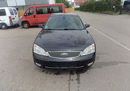 Ford Mondeo 2,0 Lim. Ghia Klima