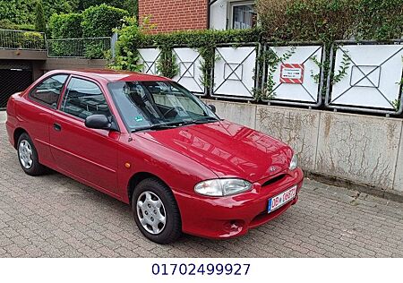 Hyundai Accent 1.3 GS 2.Hand Geringe KM TÜV 03/2027