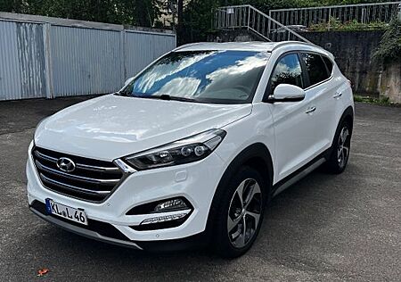 Hyundai Tucson gebraucht kaufen Hyundai Tucson Premium T-GDI 4x4 AHK Automatik SUV