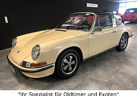 Porsche 911 Urmodell 911 2.4 S Targa mit seltener Ölklappe Neuaufbau