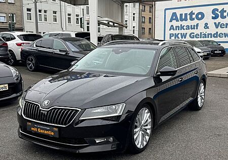 Skoda Superb Combi Style 4x4 LEDER,DSG,NAVI,KAMERA,VOL
